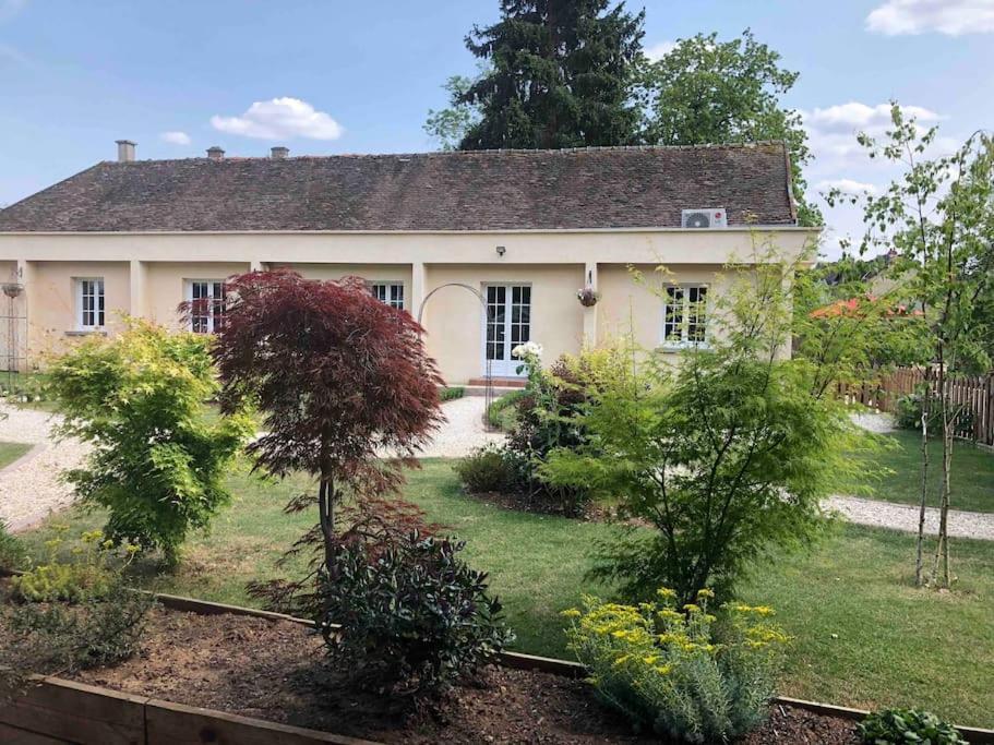 Riverside Lodge Chablis Exterior photo